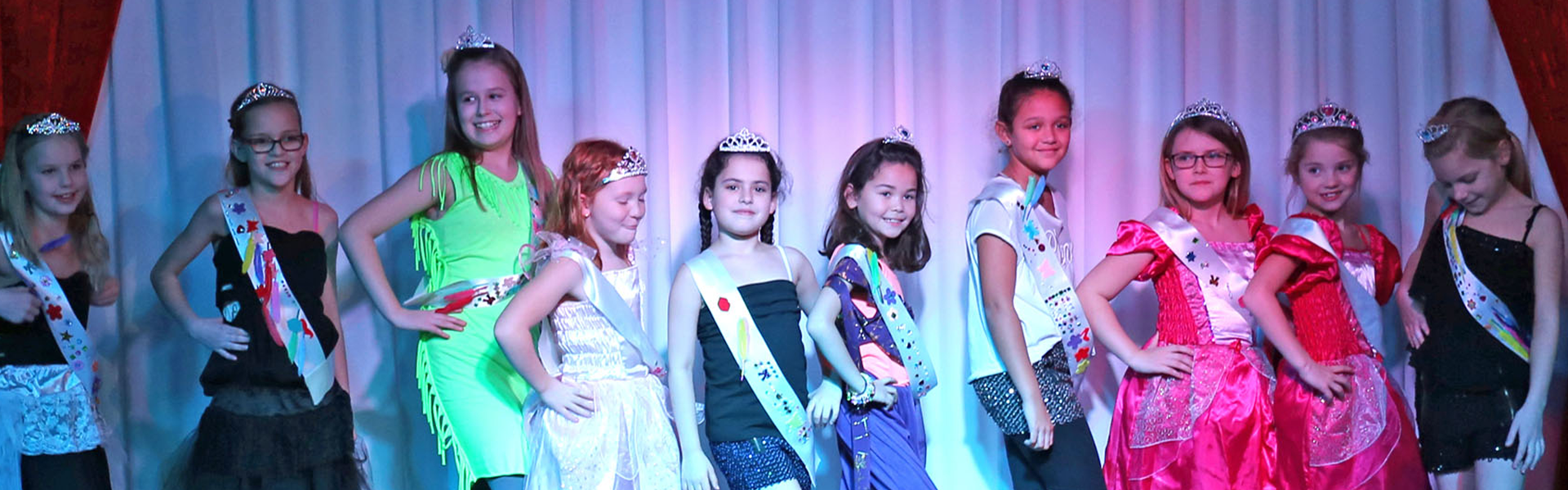 kinderfeestje fotomodel voor meisjes en tieners met beauty en make-up party